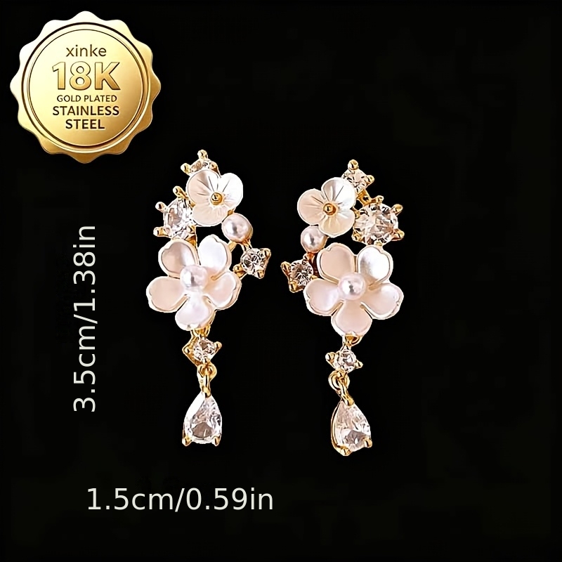 18K Gold Plated Shell Flower Zirconia Pendant, Elegant